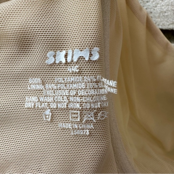 Skims Fits Everybody Naked Underwire Demi Bra Sand 44C Underwire Lingerie - Picture 6 of 6